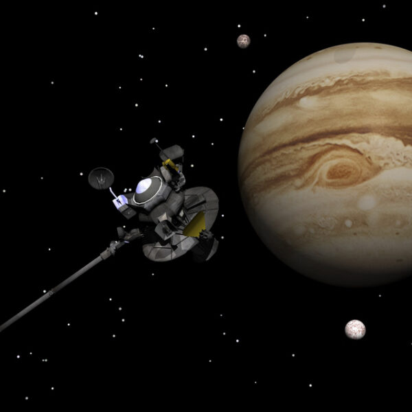 Voyager 1 probe with Jupiter in the background - NASA - Deposit Photos